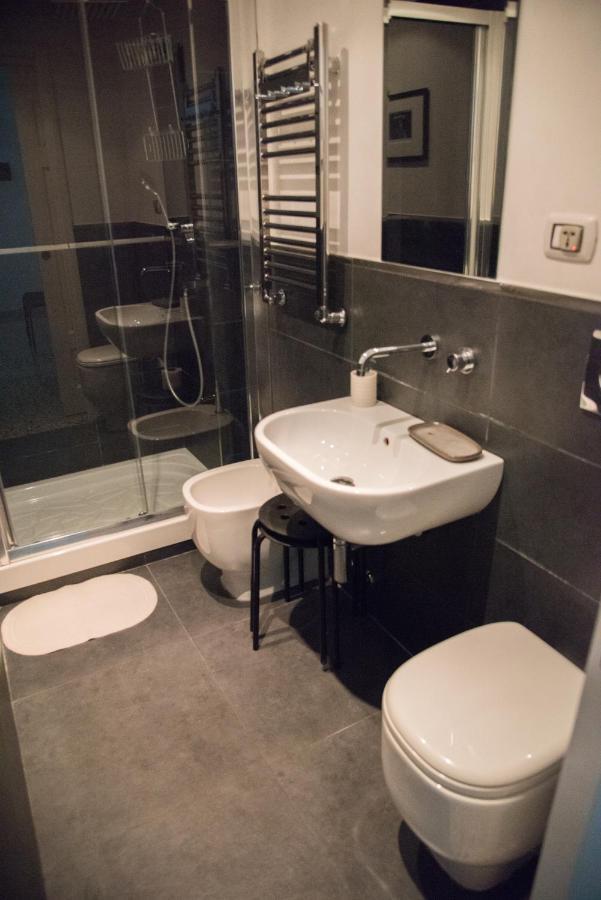 Beautiful And Spacious Apartment Next To Termini 10 Minutes From Coliseum Экстерьер фото