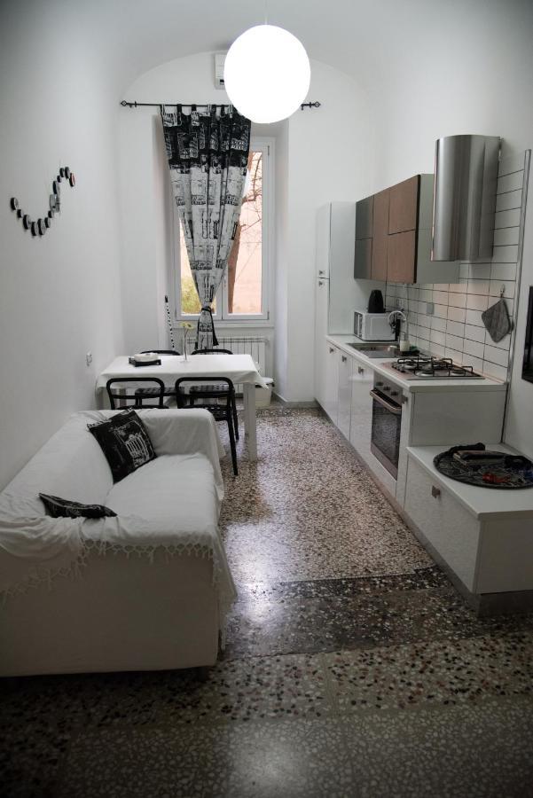 Beautiful And Spacious Apartment Next To Termini 10 Minutes From Coliseum Экстерьер фото