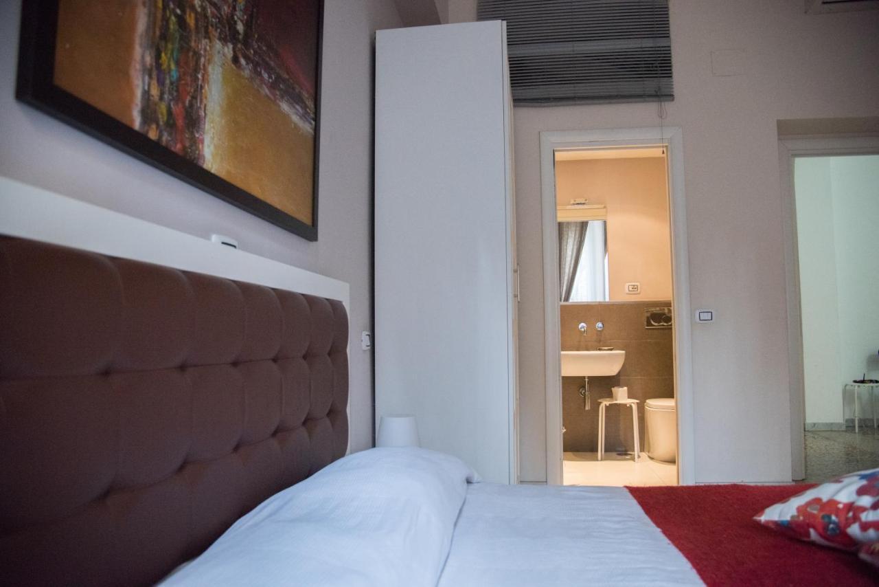 Beautiful And Spacious Apartment Next To Termini 10 Minutes From Coliseum Экстерьер фото